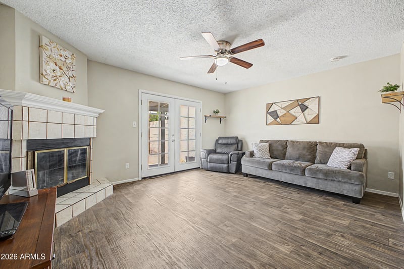 4709 Eva St, Glendale, AZ 85302