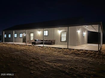 471 Cardoza Dr, Morristown, AZ 85342