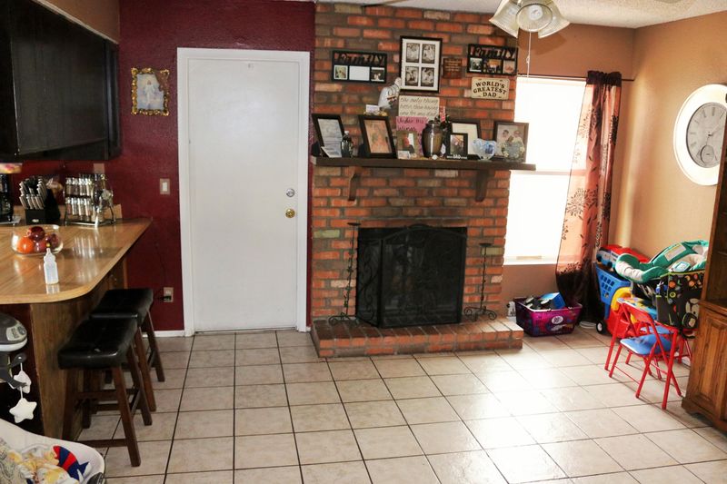 4710 W Montebello Ave, Glendale, AZ 85301