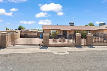 4713 E La Salle St, Phoenix, AZ 85040