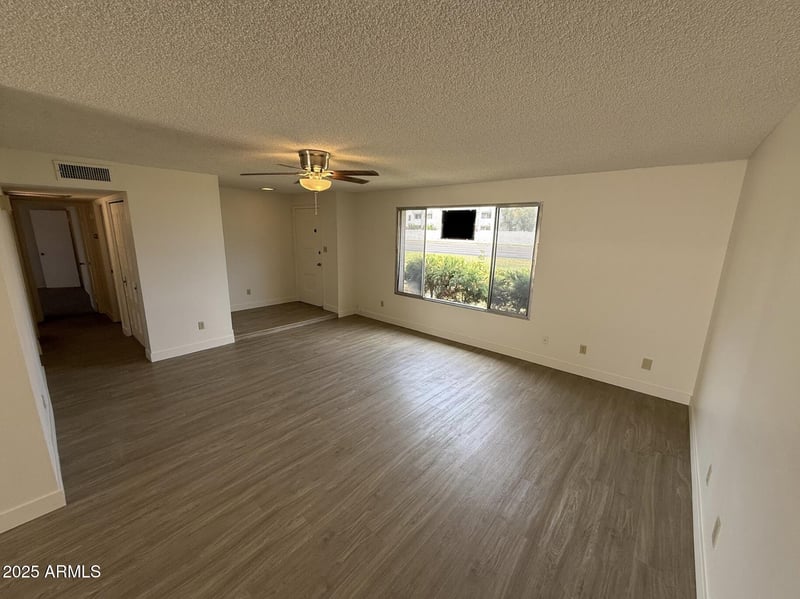 4713 Northern Ave, Glendale, AZ 85301