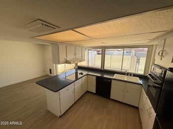 4713 Northern Ave, Glendale, AZ 85301