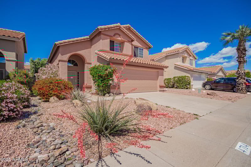 4714 Angela Dr, Phoenix, AZ 85032