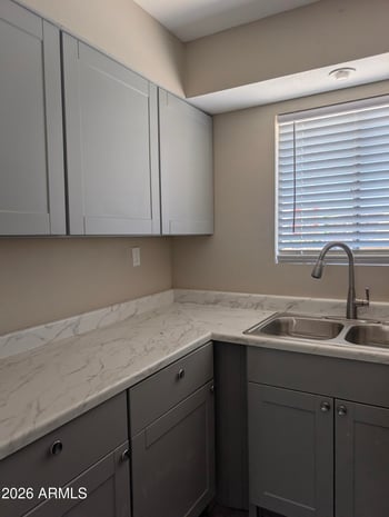 4714 Belleview St, Phoenix, AZ 85008