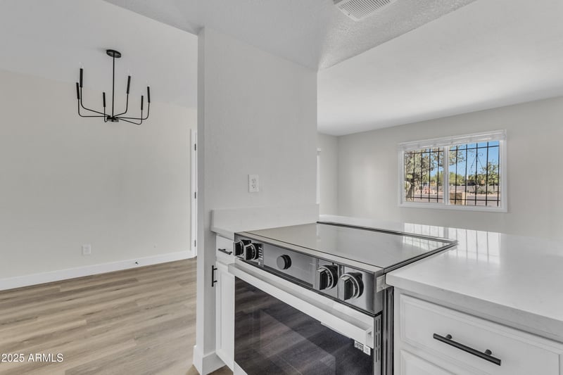 4714 E Broadway Rd, Phoenix, AZ 85040