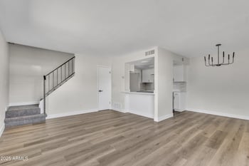 4714 E Broadway Rd, Phoenix, AZ 85040
