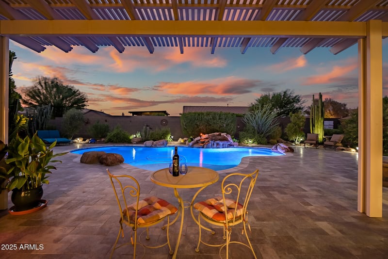 4714 Lapenna Dr, New River, AZ 85087