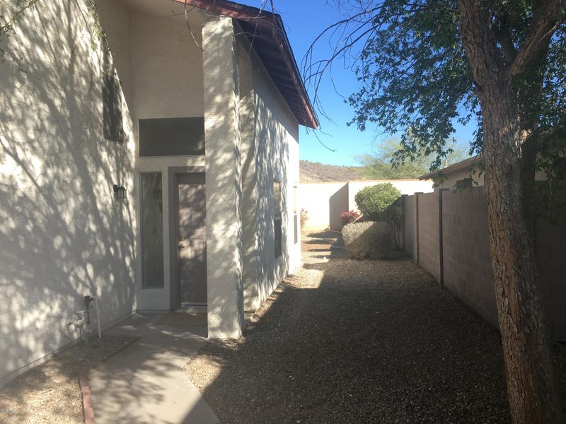 4714 W Menadota Dr, Glendale, AZ 85308