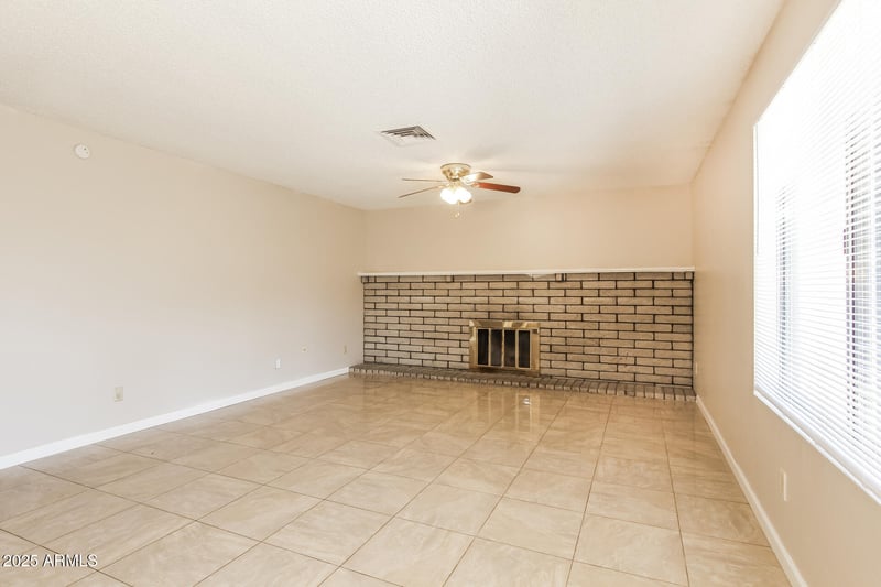 4715 64th Ln, Phoenix, AZ 85033