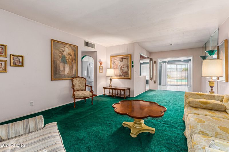 4715 E Cypress St, Phoenix, AZ 85008