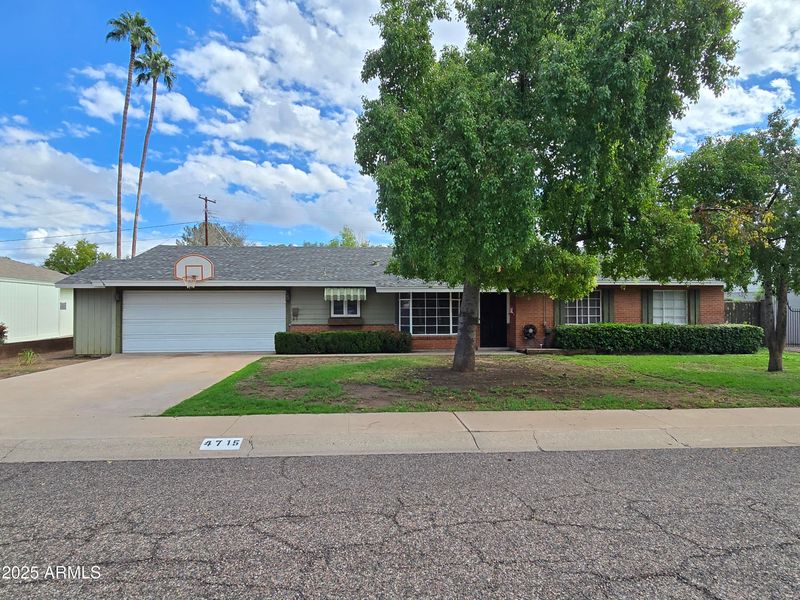 4715 N 35th Way, Phoenix, AZ 85018