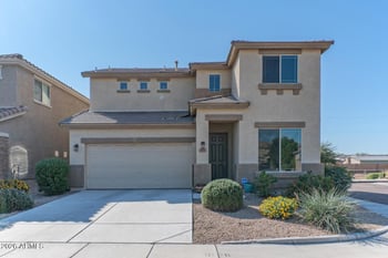 4715 W Gelding Dr, Glendale, AZ 85306