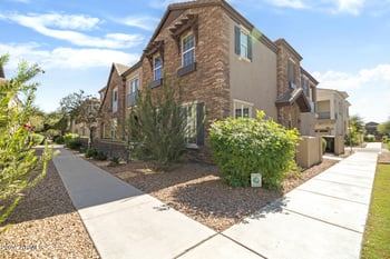 4716 Red Oak Ln #102, Gilbert, AZ 85297