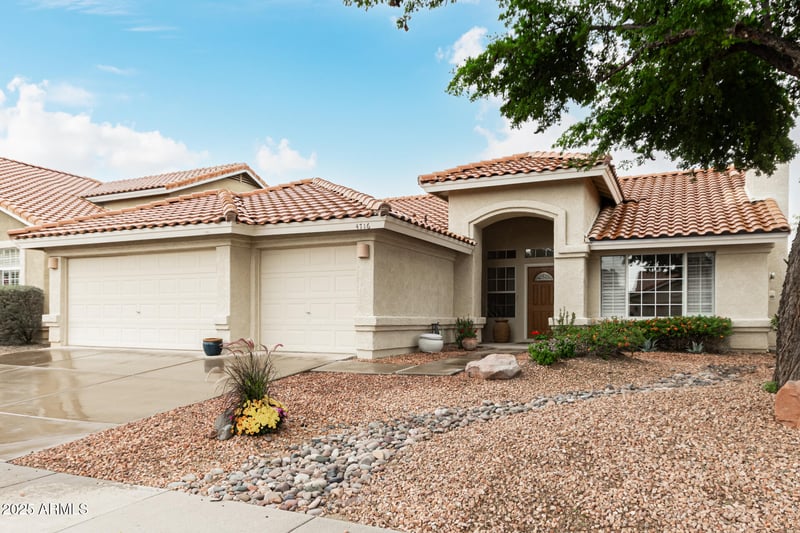 4716 Villa Maria Dr, Phoenix, AZ 85032