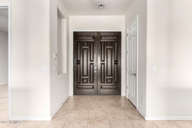4718 Culpepper Dr, New River, AZ 85087