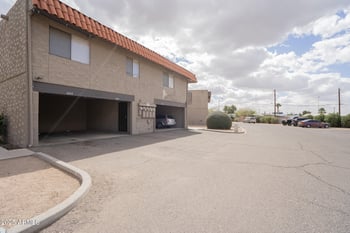 4719 Belleview St, Phoenix, AZ 85008