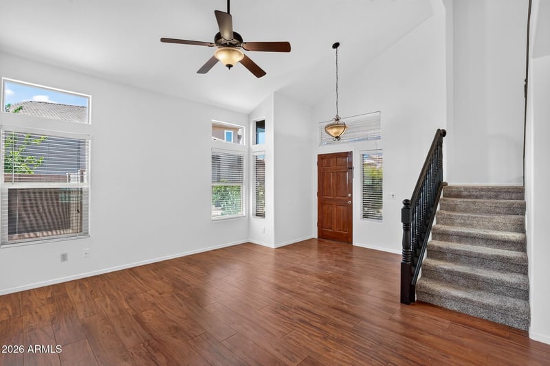 4719 E Rockledge Rd, Phoenix, AZ 85044