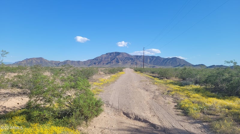 471XE Meadowbrook Ave #-, Tonopah, AZ 85354
