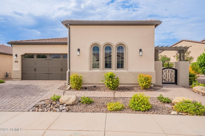 472 Bracciano Ave, San Tan Valley, AZ 85140