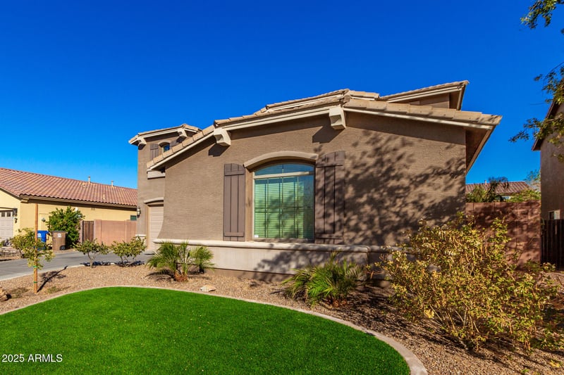 472 Dragon Tree Ave, Queen Creek, AZ 85140
