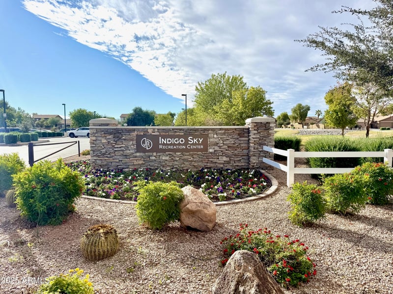 472 Mule Train Trl, San Tan Valley, AZ 85143