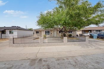 4720 Monterosa St, Phoenix, AZ 85031