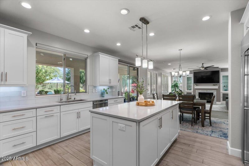 4720 Platinum Ct, Chandler, AZ 85248