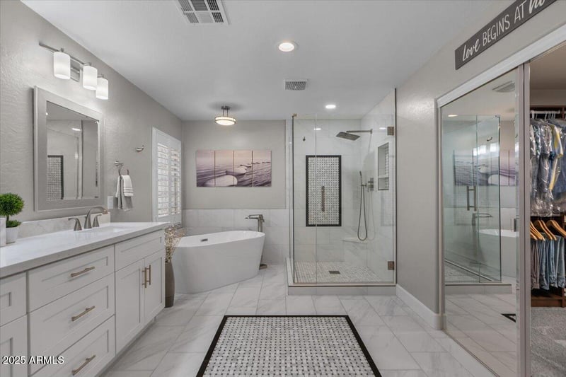4720 Platinum Ct, Chandler, AZ 85248