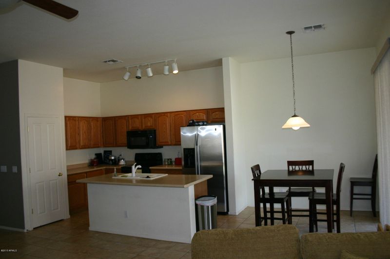 4720 S Stallion Dr, Gilbert, AZ 85297