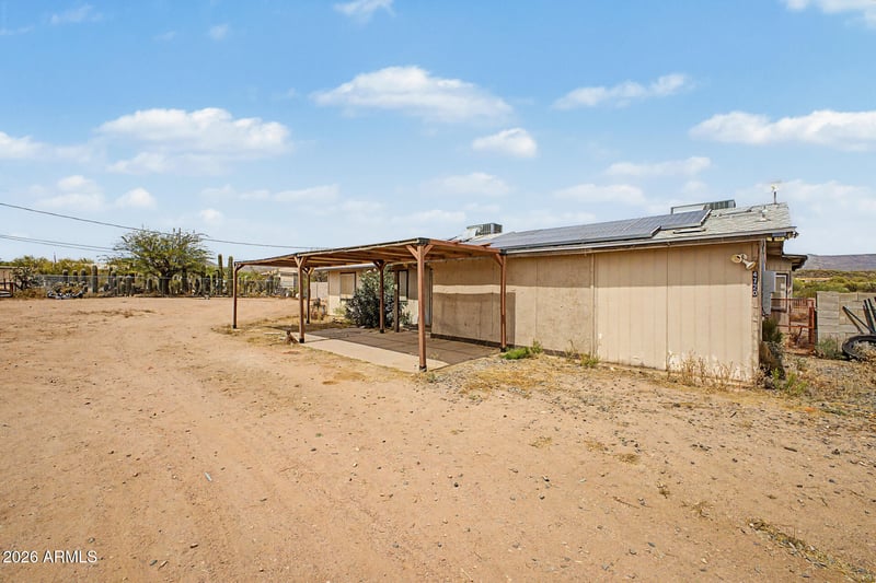 47205 N New River Rd, New River, AZ 85087