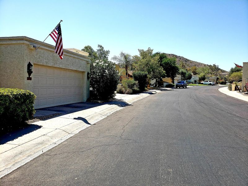4721 E Winston Dr, Phoenix, AZ 85044