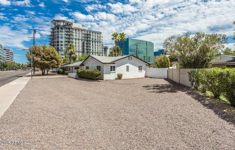 4721 N 24th St, Phoenix, AZ 85016