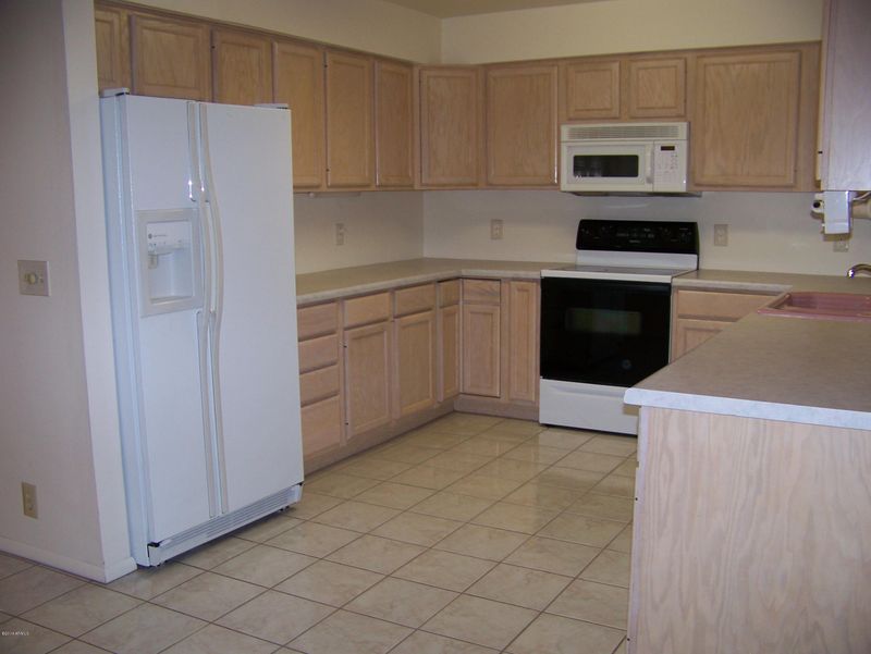 4722 W Villa Rita Dr, Glendale, AZ 85308