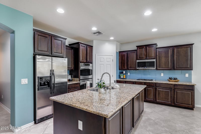 4723 Buckskin Trl, Phoenix, AZ 85083