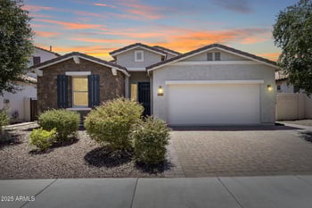 4723 Buckskin Trl, Phoenix, AZ 85083