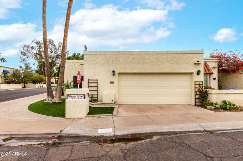 4725 E Winston Dr, Phoenix, AZ 85044