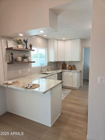 4725 Kristal Way, Glendale, AZ 85308