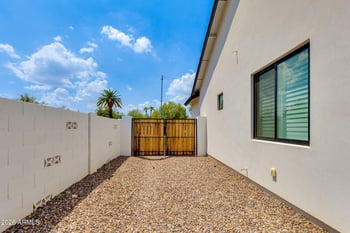 4725 N 33rd St, Phoenix, AZ 85018