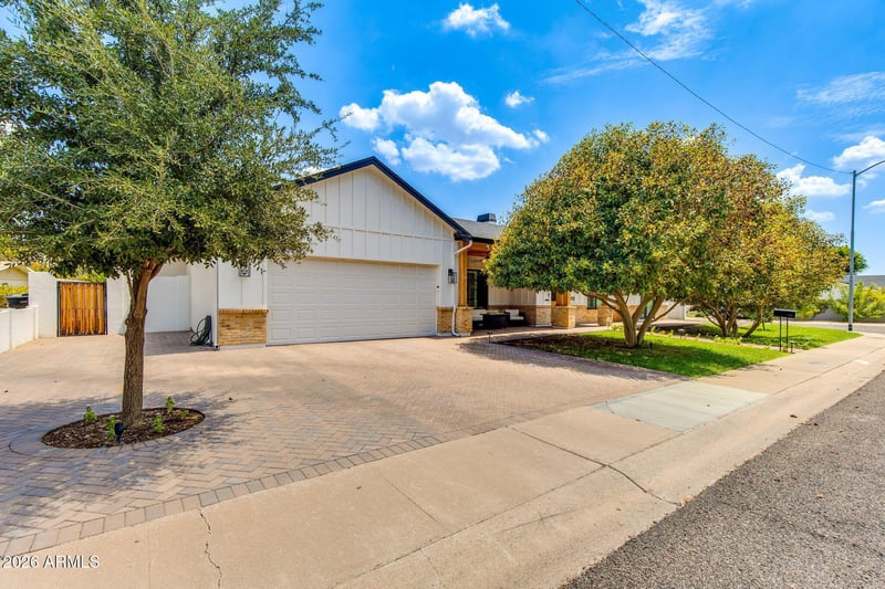 4725 N 33rd St, Phoenix, AZ 85018