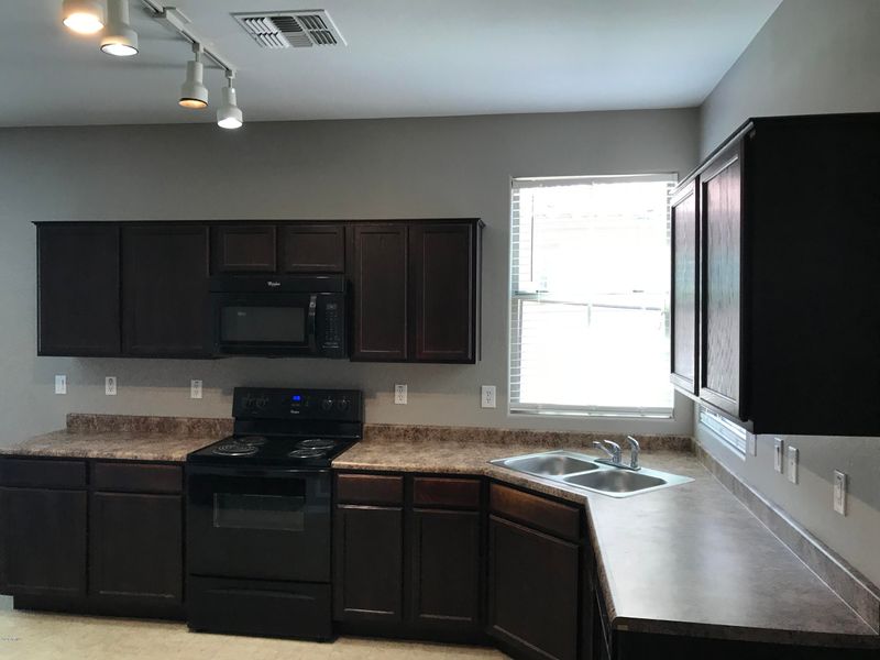 4725 W Carson Rd, Laveen, AZ 85339