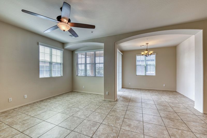 4726 E Red Oak Ln #101, Gilbert, AZ 85297