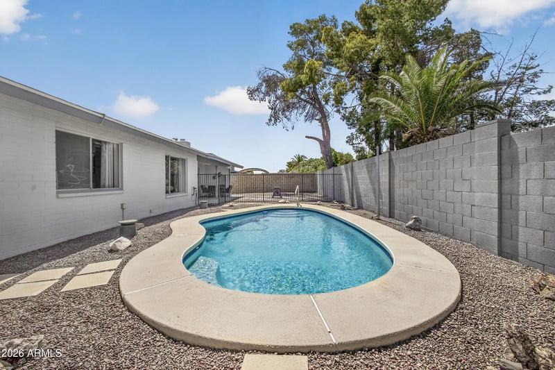 4726 W Columbine Dr, Glendale, AZ 85304