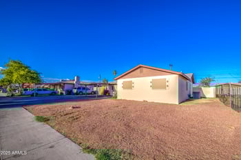 4727 50th Dr, Phoenix, AZ 85031