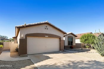 4727 Azalea Dr, Gilbert, AZ 85298