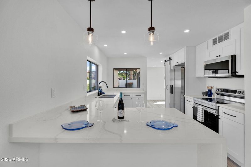 4727 E Euclid Ave, Phoenix, AZ 85044