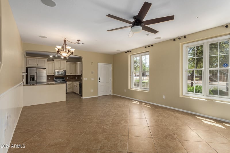 4727 E Red Oak Ln #102, Gilbert, AZ 85297