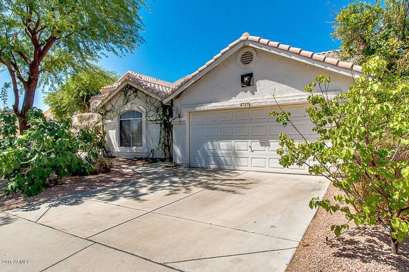 4727 E White Aster St, Phoenix, AZ 85044
