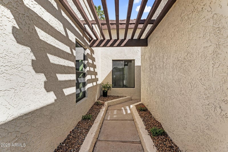 4727 Euclid Ave, Phoenix, AZ 85044