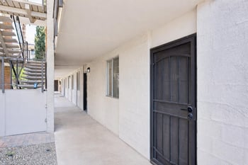 4727 Lafayette Blvd #110, Phoenix, AZ 85018