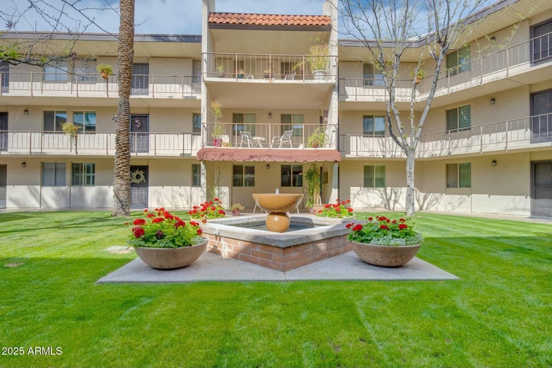4727 Lafayette Blvd #322, Phoenix, AZ 85018
